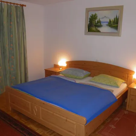 Rooms & Apartments Pr Matjon Gostinjska kuća