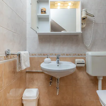 Rooms & Apartments Pr Matjon Guest house Bled