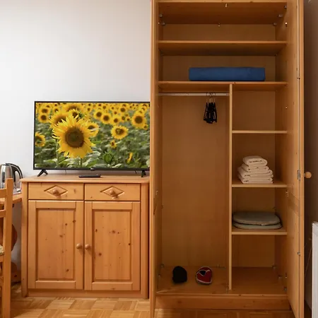 Rooms & Apartments Pr Matjon Bled