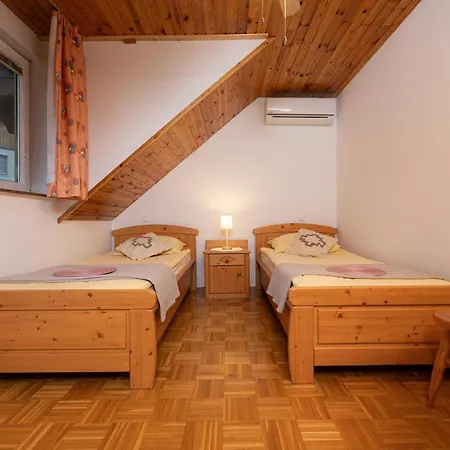 Rooms & Apartments Pr Matjon 3* Bled