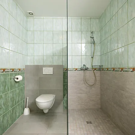 Rooms & Apartments Pr Matjon Guest house 3*