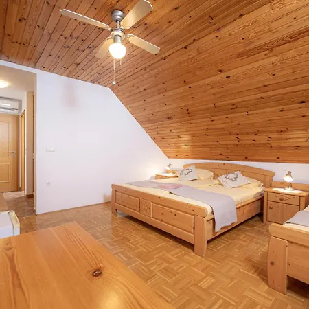Rooms & Apartments Pr Matjon 3* Bled