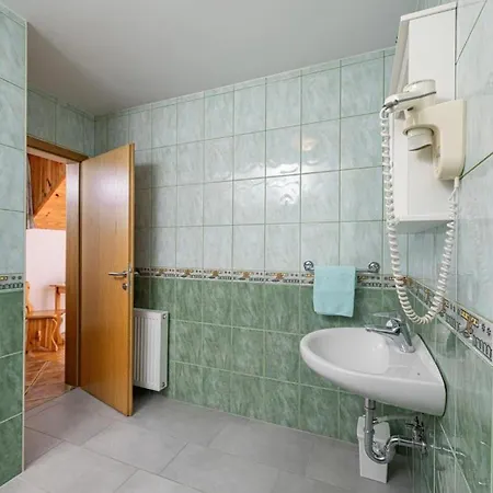 & Pr Matjon Гостевой дом 3*