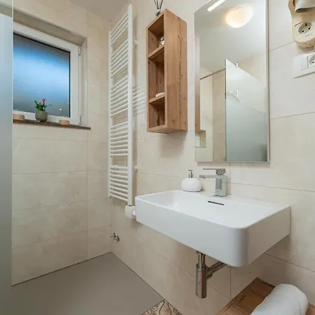 Guest house Rooms & Apartments Pr Matjon Bled