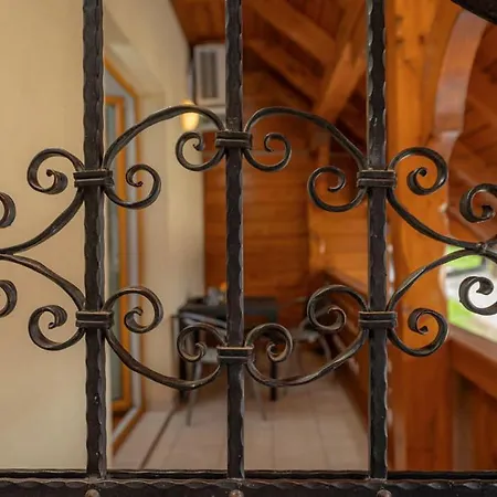 & Pr Matjon Gæstehus