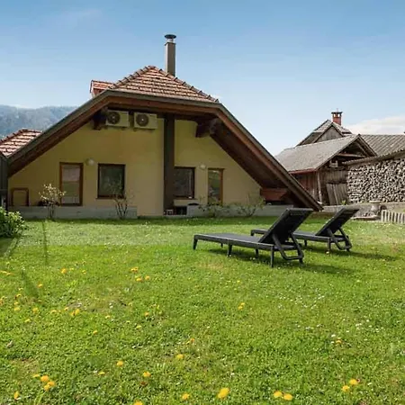 Rooms & Apartments Pr Matjon 3*