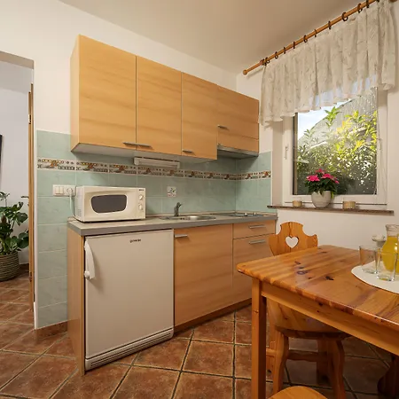 Rooms & Apartments Pr Matjon Bled