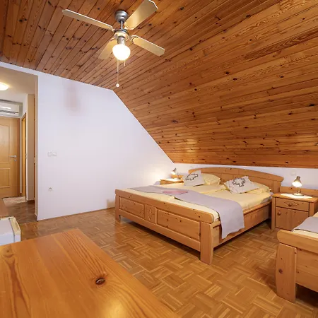 Rooms & Apartments Pr Matjon 3* Bled