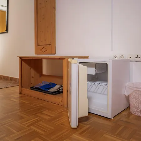 Rooms & Apartments Pr Matjon Gasthof 3*