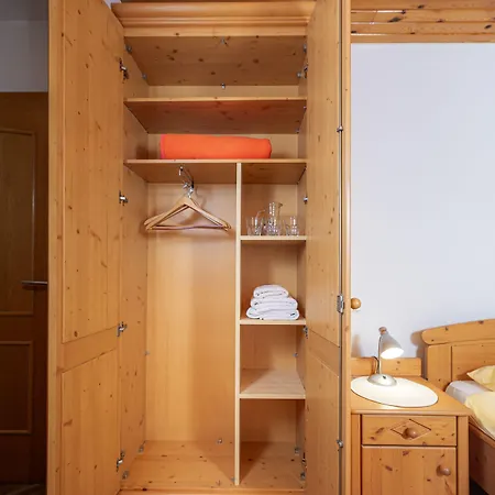 & Pr Matjon Πανσιόν