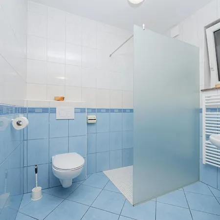 Rooms & Apartments Pr Matjon 3*