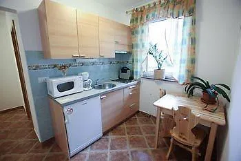 Guest house Rooms & Apartments Pr Matjon Bled