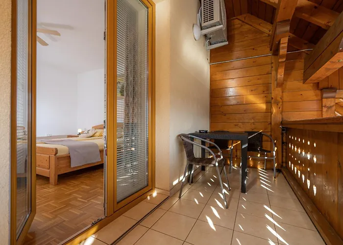 بيت ضيافة & Pr Matjon 3*